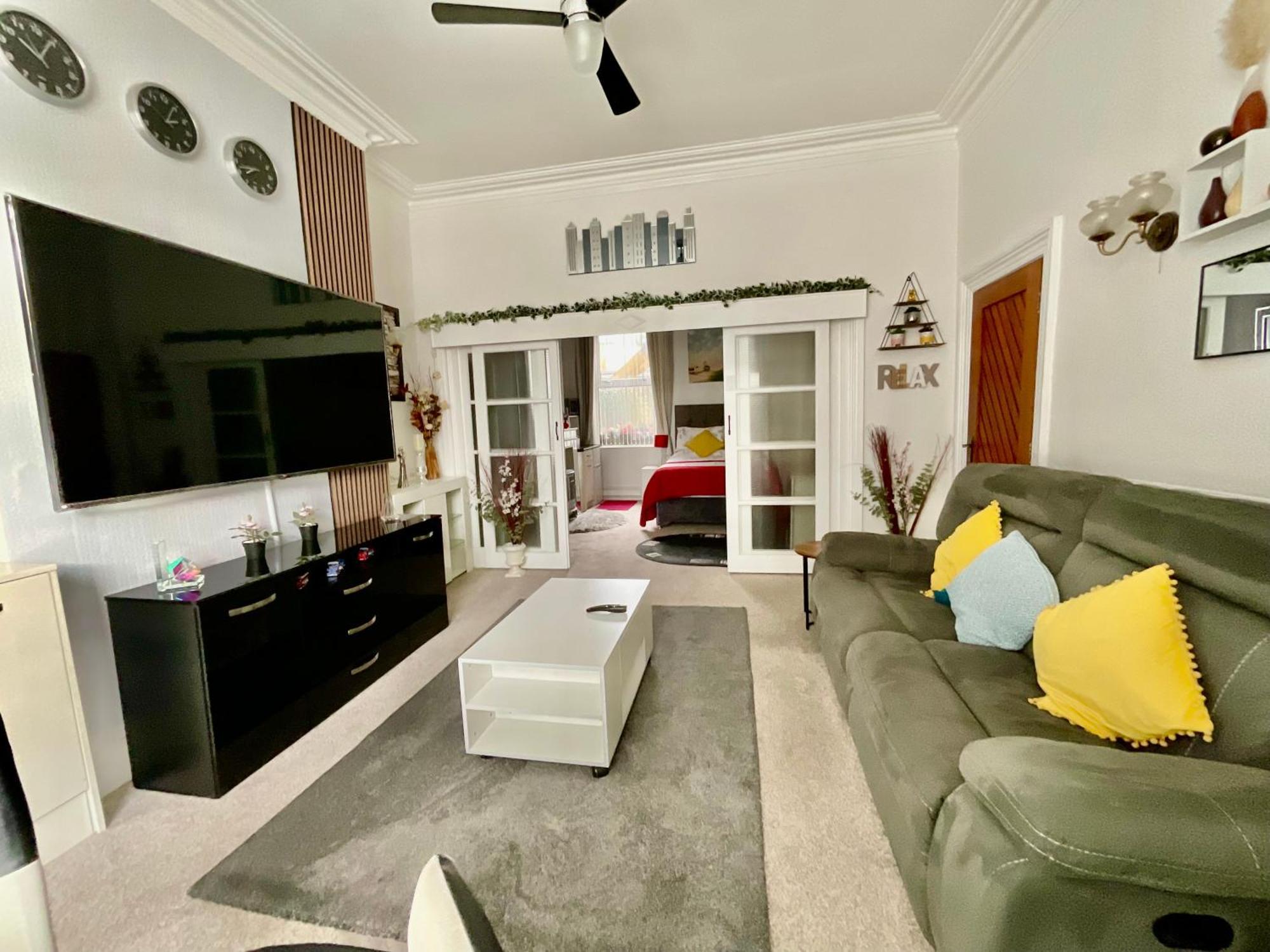 Victoria House - Self Catering Quiet Guesthouse - Adult Singles And Couples Only 黑潭 外观 照片